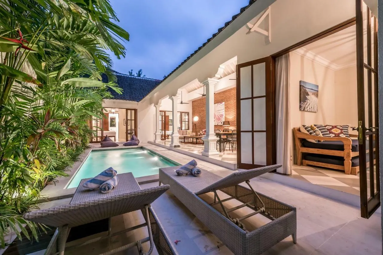 Central 3 Bedroom Villa Close To Seminyak Beach