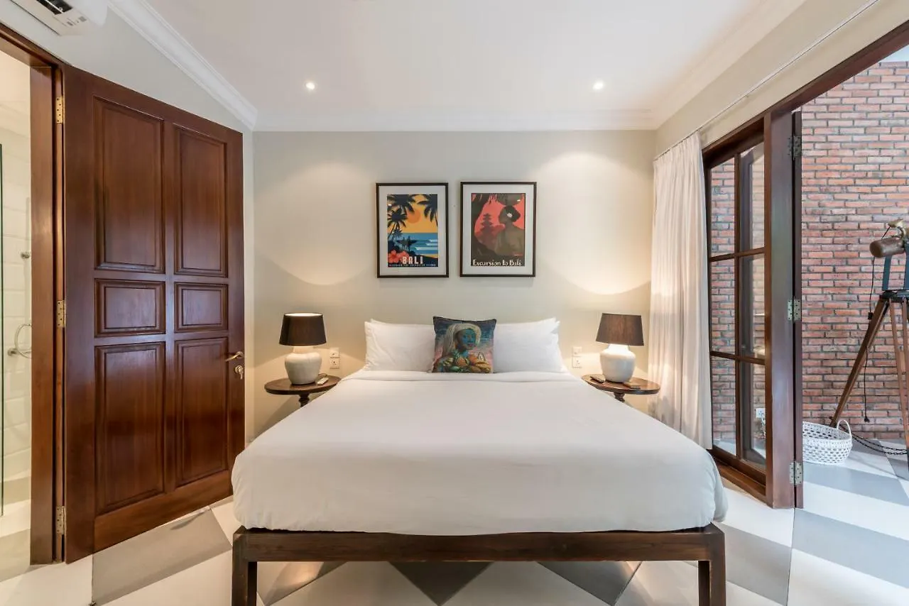 Central 3 Bedroom Villa Close To Seminyak Beach Indonesia