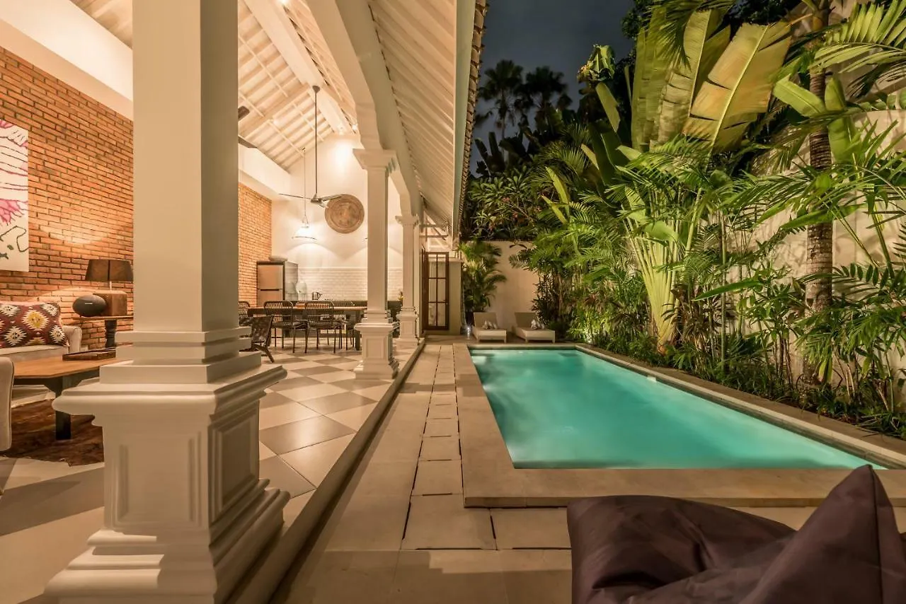 Central 3 Bedroom Villa Close To Seminyak Beach Indonesia