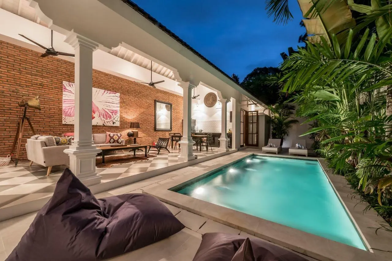 Central 3 Bedroom Villa Close To Seminyak Beach
