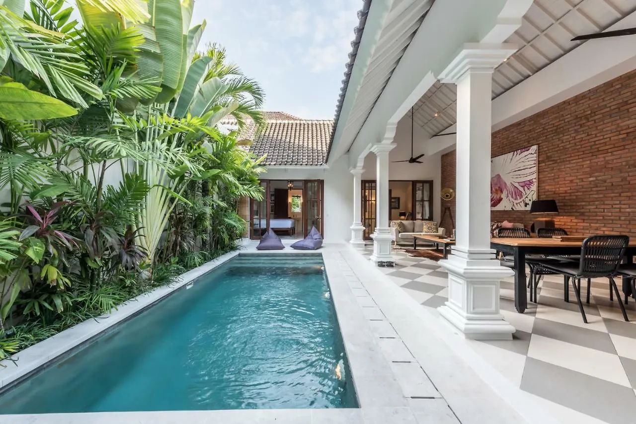 Central 3 Bedroom Villa Close To Seminyak Beach  Seminyak (Bali)